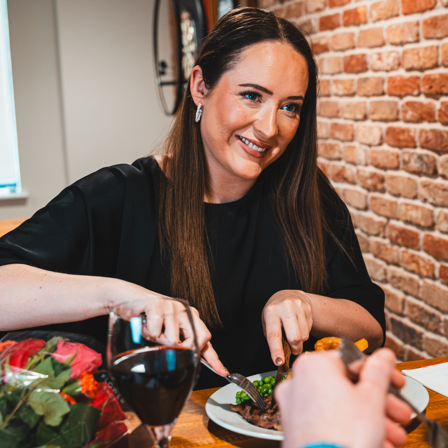 Valentine’s Weekend Dining & Treat Menu at The White Hart in Andover