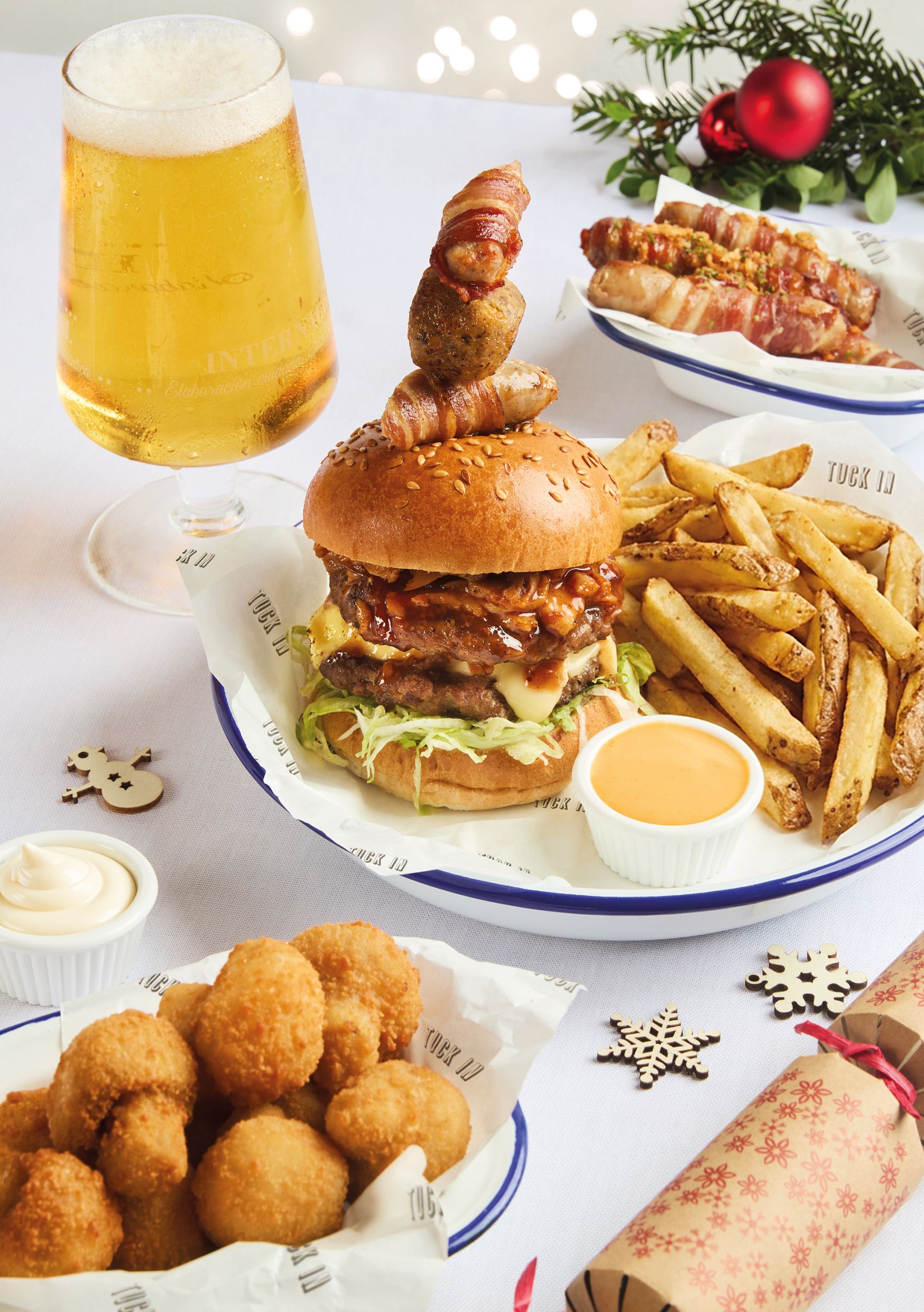 Festive Lunch & Dinner at The White Hart in Andover
